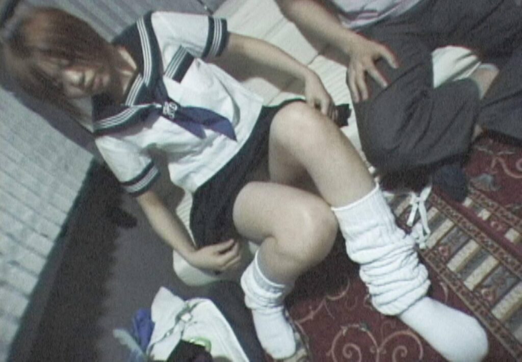 FC2-PPV-3119929 【生ドル・未修正】感度抜群の名器に生挿入2連発!!美尻コスプレイヤーが衝撃の告白!!極太デカチンが生でズッポリ!!未公開含むオリジナル版!!